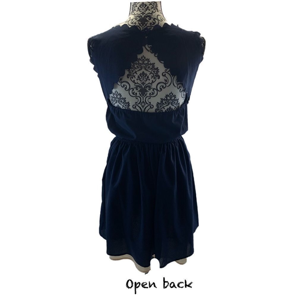 Double zero open back Navy dress - Picture 7 of 10
